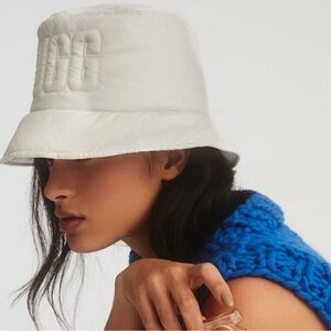 UGG Quilted Puffy Logo Bucket Hat - Women’s Size Small/Medium - New